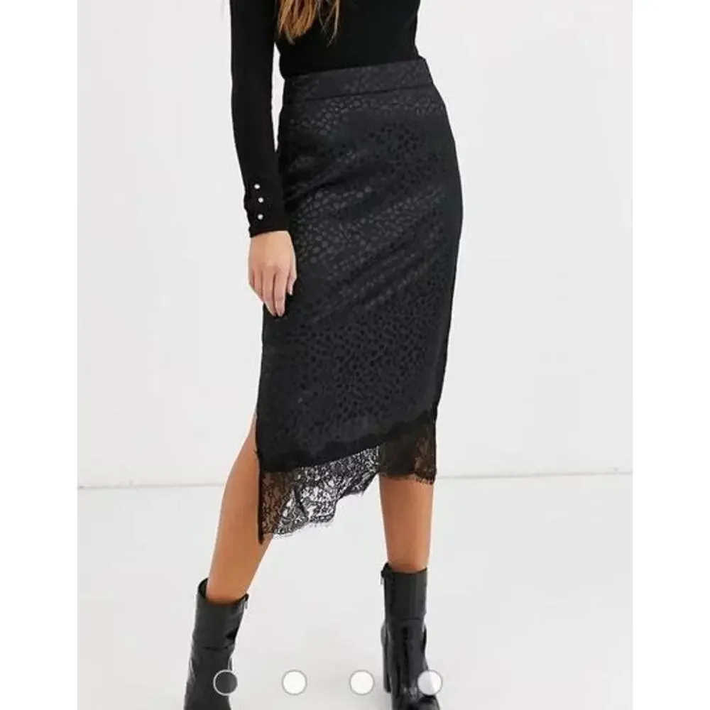 QED London Whimsigoth Satin Lace Trim Midi Pencil Skirt Size 6 Purple Y2K Glam